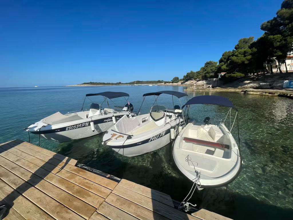 Boats Centinera Beach